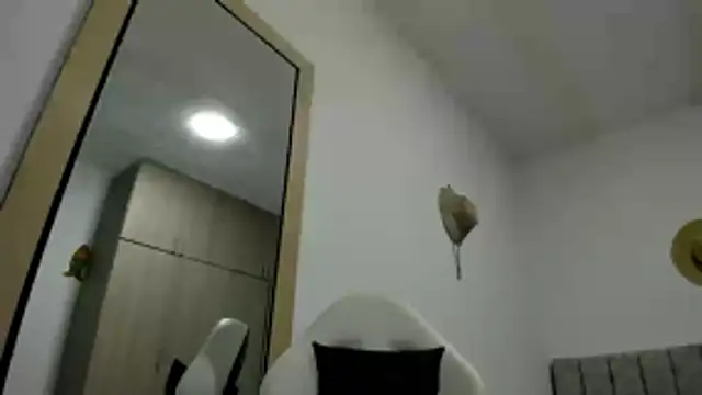 Valerioe online show from February 2026 02:14:01 PM