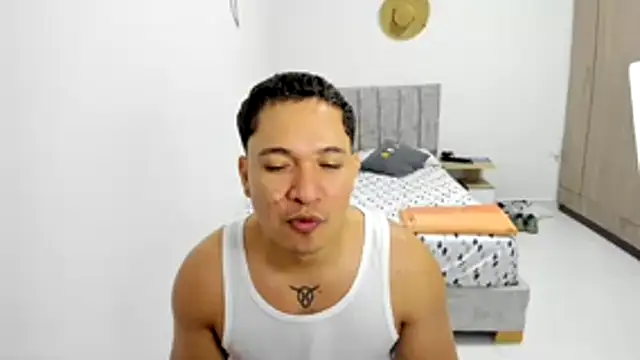 Snapshot of Valerioe chatting on July 2026 05:07:02 PM Valerioe online show from July 2026 05:07:02 PM
