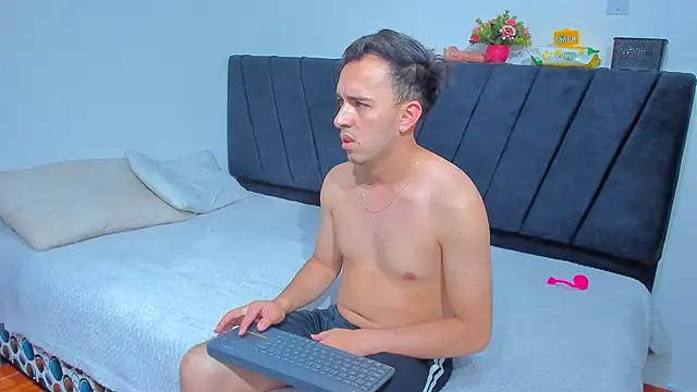 big-dicktop23 online show from October 2025 11:14:01 PM