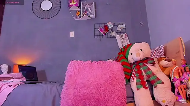 tiffbeatiful online show from December 2024 03:26:01 PM