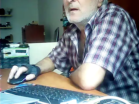 Snapshot of zormen355 chatting on June 2026 02:12:01 PM zormen355 online show from June 2026 02:12:01 PM