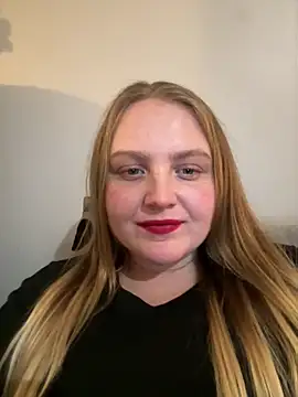 Snapshot of PhatAssBlond chatting on February 2025 12:16:01 AM PhatAssBlond online show from February 2025 12:16:01 AM
