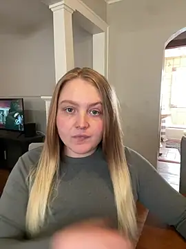 Snapshot of PhatAssBlond chatting on February 2025 07:38:02 PM PhatAssBlond online show from February 2025 07:38:02 PM