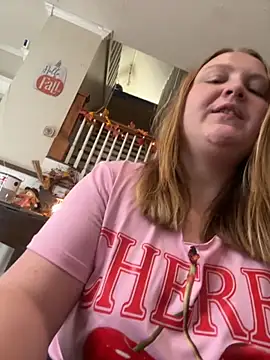 Snapshot of PhatAssBlond chatting on October 2025 09:04:02 PM PhatAssBlond online show from October 2025 09:04:02 PM