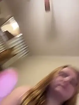 PhatAssBlond online show from November 2025 01:17:01 AM