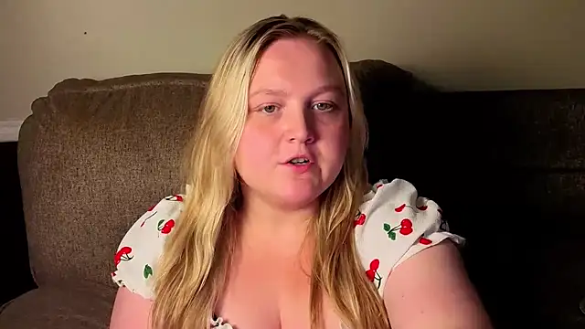 PhatAssBlond online show from August 2026 04:14:01 AM