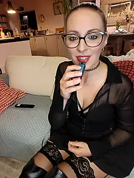 Snapshot of Jade_Emeraud chatting on March 2025 07:58:02 PM Jade Emeraud online show from March 2025 07:58:02 PM