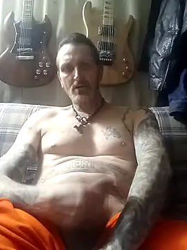 Snapshot of 2Hot2gether69 chatting on March 2025 09:14:02 AM 2Hot2gether69 online show from March 2025 09:14:02 AM