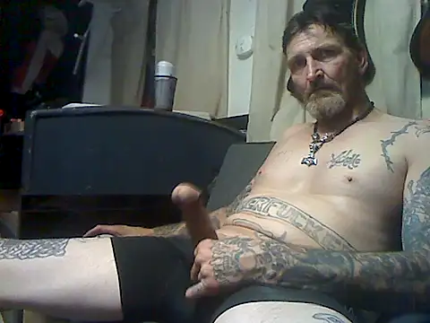 Snapshot of 2Hot2gether69 chatting on October 2025 05:06:01 AM 2Hot2gether69 online show from October 2025 05:06:01 AM