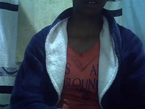 ElianeHot online show from December 2025 05:41:01 PM