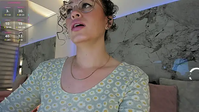 LIZ HOLMES online show from February 2026 10:36:01 AM