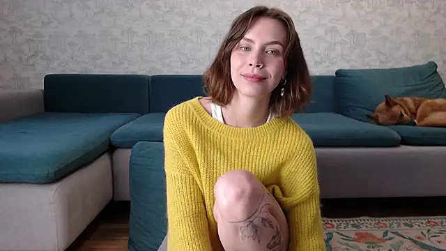 Snapshot of milly_ross chatting on December 2025 08:20:02 AM milly ross online show from December 2025 08:20:02 AM