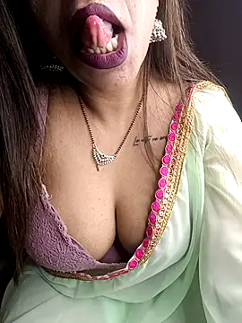 Jessicca Cum online show from September 2025 07:07:02 PM