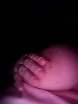 Snapshot of poussychats chatting on February 2025 08:57:01 PM poussychats online show from February 2025 08:57:01 PM