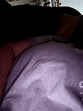 Snapshot of poussychats chatting on March 2025 03:40:02 PM poussychats online show from March 2025 03:40:02 PM