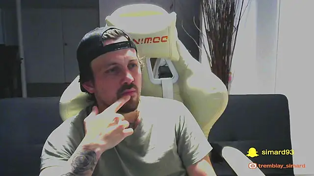 Tremblay Simard online show from November 2025 02:01:02 AM