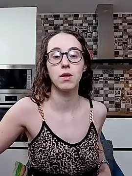 MartiniiSelenna online show from March 2025 06:38:02 AM