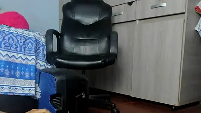 milf danielaa online show from February 2025 04:15:01 AM