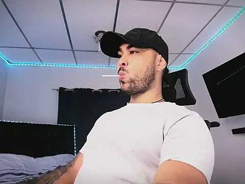 Snapshot of Sebas-hott chatting on February 2026 10:24:02 PM Sebas-hott online show from February 2026 10:24:02 PM