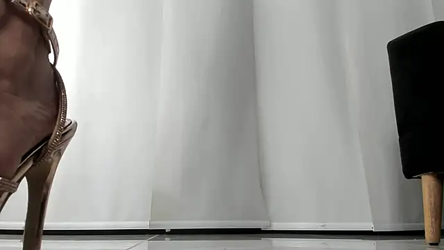 Snapshot of angelturned001 chatting on December 2024 11:30:01 PM angelturned001 online show from December 2024 11:30:01 PM