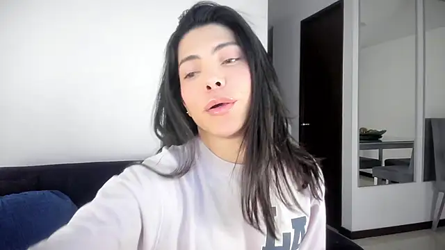 angelturned001 online show from January 2026 11:08:02 PM