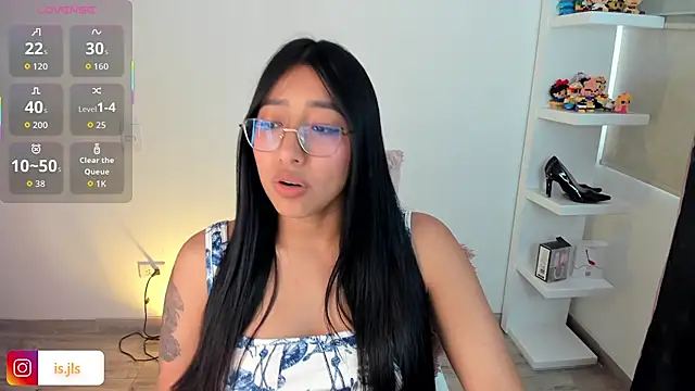 isa bellaa0 online show from December 2025 01:05:02 PM