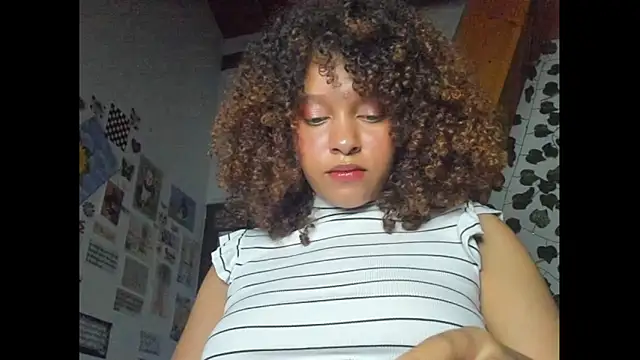 Snapshot of Ada_gales_ chatting on February 2025 02:00:01 AM Ada gales  online show from February 2025 02:00:01 AM