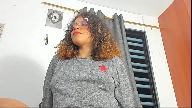 Ada gales  online show from November 2025 04:23:02 AM