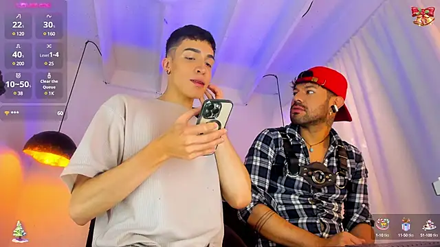 Snapshot of Angel_Snowhotxxx chatting on December 2024 04:32:01 PM Angel Snowhotxxx online show from December 2024 04:32:01 PM