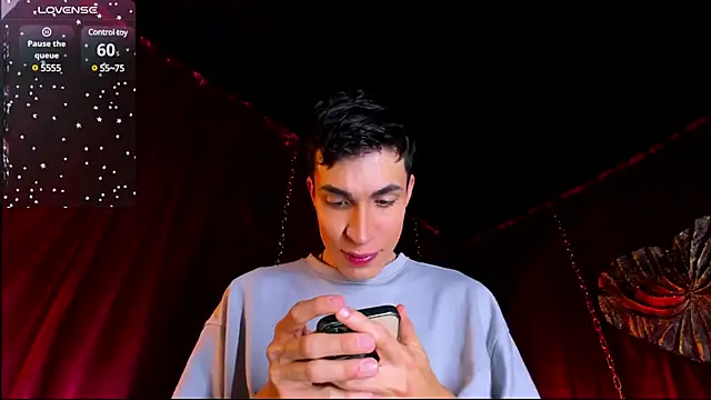 Snapshot of Angel_Snowhotxxx chatting on January 2025 10:12:01 PM Angel Snowhotxxx online show from January 2025 10:12:01 PM