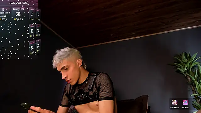 Snapshot of Angel_Snowhotxxx chatting on September 2025 02:13:01 AM Angel Snowhotxxx online show from September 2025 02:13:01 AM