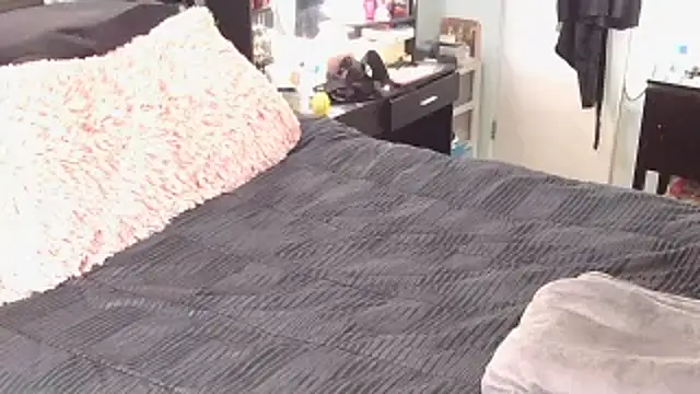 exxxtrasmall online show from November 2025 05:35:01 AM