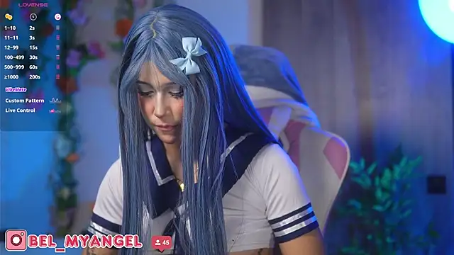 Bella-Franco online show from October 2025 08:31:01 PM