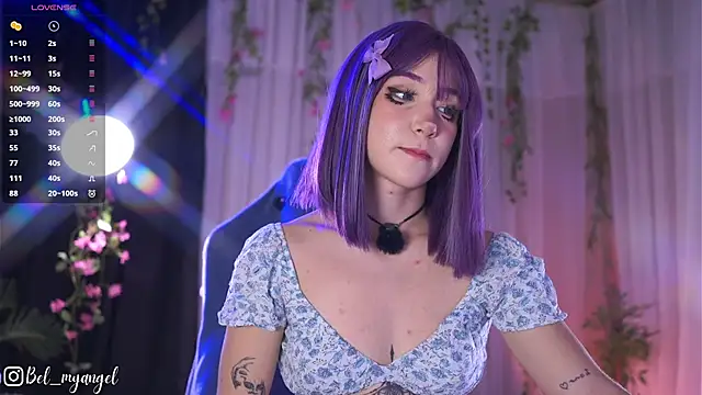 Bella-Franco online show from April 2026 03:59:01 PM