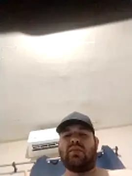 JulianInter08 online show from March 2026 05:33:01 AM