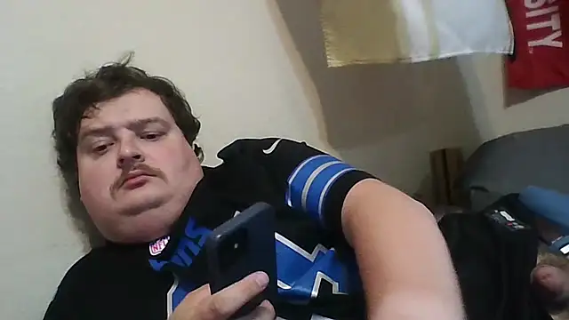 YelpedAverting online show from October 2025 10:53:02 PM