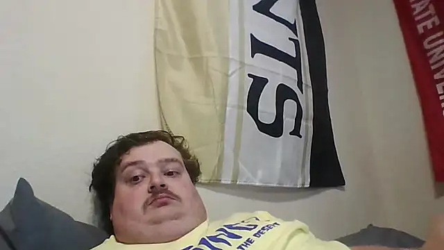 Snapshot of YelpedAverting chatting on October 2025 07:56:02 PM YelpedAverting online show from October 2025 07:56:02 PM