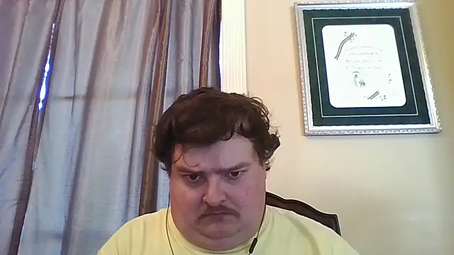 Snapshot of YelpedAverting chatting on November 2025 08:31:01 PM YelpedAverting online show from November 2025 08:31:01 PM