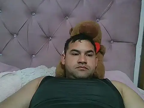 Maximil56 online show from July 2026 02:52:01 PM