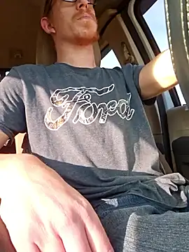 Snapshot of REDHAMMER_ chatting on November 2025 09:14:01 PM REDHAMMER online show from November 2025 09:14:01 PM