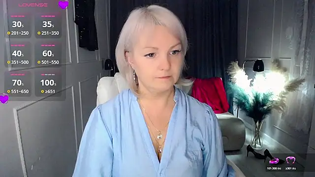 Juarnea online show from October 2025 06:15:02 AM