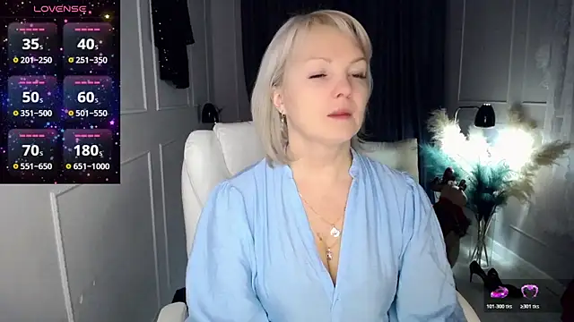 Juarnea online show from December 2025 11:27:02 AM