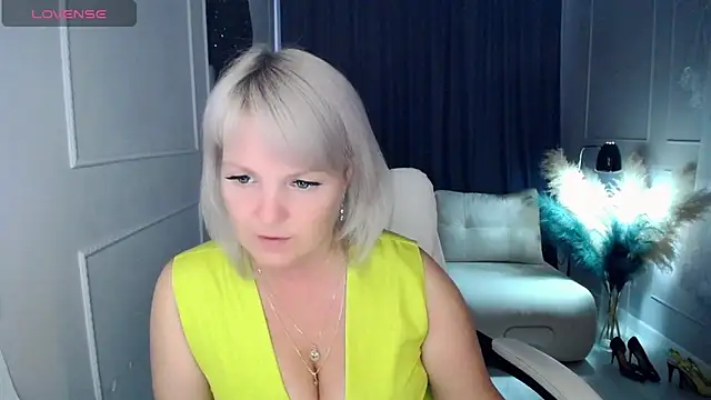 Juarnea online show from April 2026 07:06:02 AM