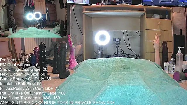 Snapshot of ClairTS chatting on January 2025 10:23:01 PM ClairTS online show from January 2025 10:23:01 PM