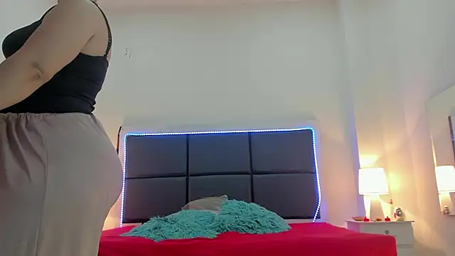 Aslhyn Gomez online show from November 2025 09:48:02 PM