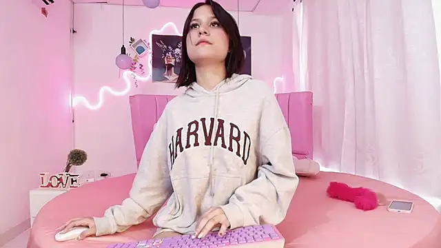 Azul horney online show from February 2025 08:34:01 PM