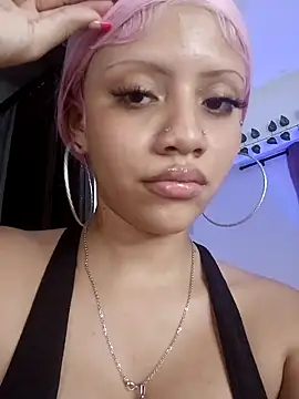 Snapshot of Charlotee_ chatting on December 2024 05:20:01 AM Charlotee  online show from December 2024 05:20:01 AM