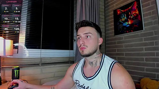 Snapshot of liam_oficial02 chatting on July 2026 03:50:01 AM liam oficial02 online show from July 2026 03:50:01 AM