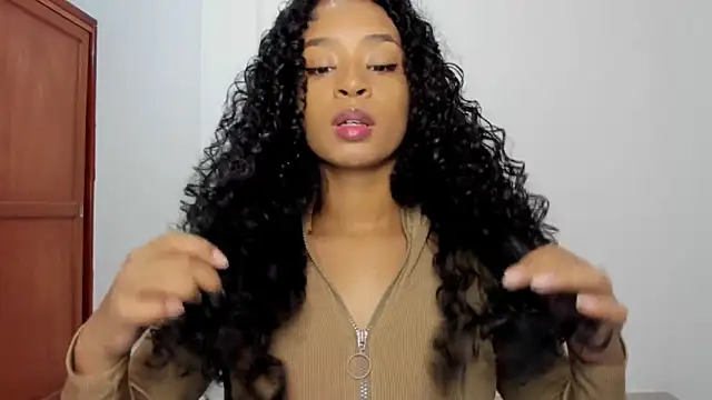 avellanatammy online show from October 2025 09:05:02 PM