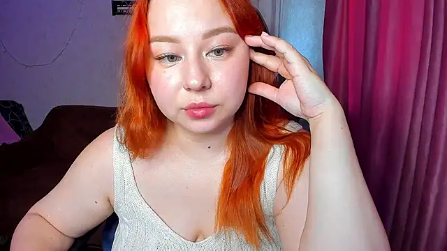 Snapshot of Milafoxxxy chatting on September 2025 08:58:02 AM Milafoxxxy online show from September 2025 08:58:02 AM